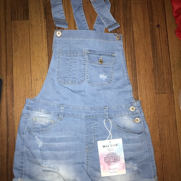 Brand new short overalls ** super comfy*** - Picture 3 of 4